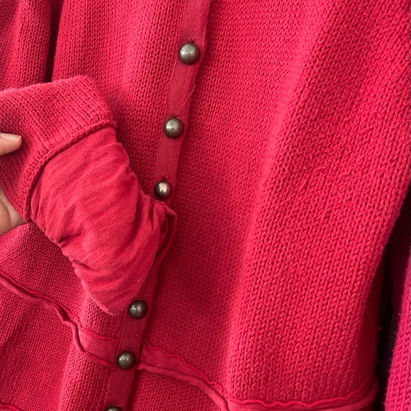 Women’s Raspberry-Red Button Front Knit Cardigan - Picture 5 of 7